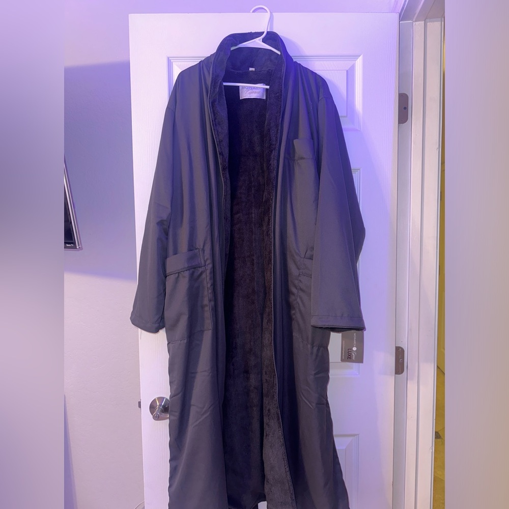 Unisex robe